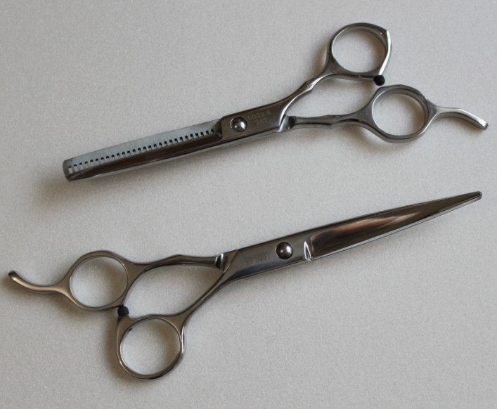 十二种宠物美容常用工具