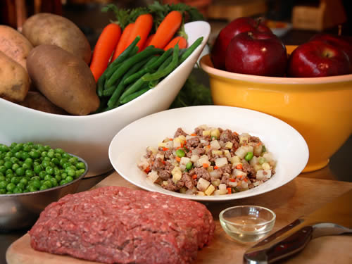 狗狗吃饭要注意的几点