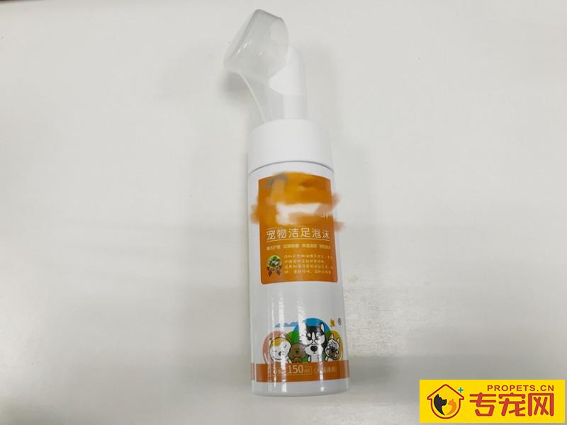 狗狗爪子脏,使用洗爪商品真的有用吗?评测几种洗爪神器 狗狗爪子脏,使用洗爪商品真的有用吗?评测几种洗爪神器
